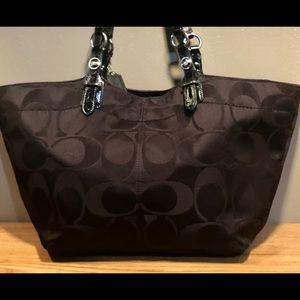 Coach Black Classic C Shoulder Handbag